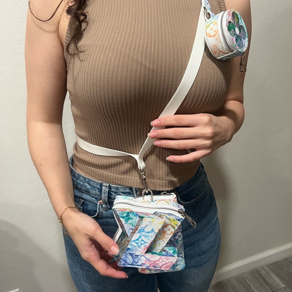 Louis Vuitton Monogram Pastel Colors LV Block - Picture 5 of 11